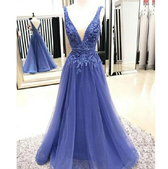 Dresses & Skirts - A line princess v-neck gown